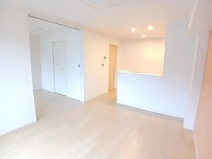 のマンスリーマンション・ウィークリーマンション「キーファー　ムルデ　Ⅱ 203・洋室(No.1335305)」メイン画像