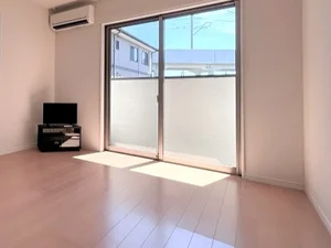 和多田駅（佐賀県）のマンスリーマンション・ウィークリーマンション「ベルグランデ和多田 102・洋室(No.1335360)」メイン画像