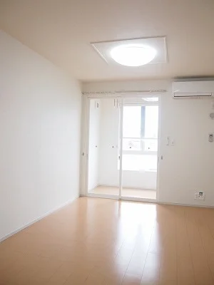 米沢駅（山形県）のマンスリーマンション・ウィークリーマンション「アルカンシェル 105・洋室(No.1335376)」メイン画像