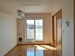 のマンスリーマンション・ウィークリーマンション「エアリーヒル　Ａ 202・洋室(No.1335382)」メイン画像