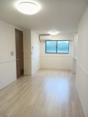 のマンスリーマンション・ウィークリーマンション「ハピネスシー　Ⅰ 103・洋室(No.1335418)」メイン画像