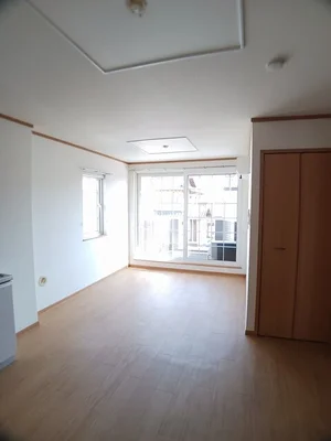 のマンスリーマンション・ウィークリーマンション「ミニョン　ヴィラ　野寺道 201・洋室(No.1335563)」メイン画像