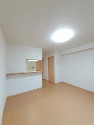 島根県立大学出雲キャンパス周辺のマンスリーマンション・ウィークリーマンション「ｆｉｒｓｔ　ｏｎｅ　Ｅ 203・洋室(No.1335596)」メイン画像