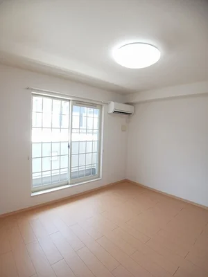 のマンスリーマンション・ウィークリーマンション「プランタンローズ 201・洋室(No.1335607)」メイン画像