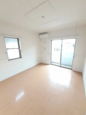 のマンスリーマンション・ウィークリーマンション「アンソレイユＢ 103・洋室(No.1335609)」メイン画像