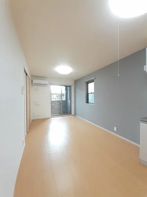 四国大学短期大学部周辺のマンスリーマンション・ウィークリーマンション「ポルト・ボヌールＭ　Ⅰ 101・洋室(No.1335650)」メイン画像