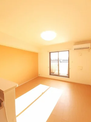 のマンスリーマンション・ウィークリーマンション「エピナール　Ｂ 202・洋室(No.1335702)」メイン画像