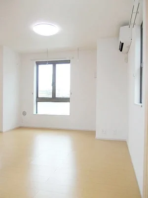 秋田県立大学本荘キャンパス周辺のマンスリーマンション・ウィークリーマンション「フォルトゥナ 101・洋室(No.1335885)」メイン画像