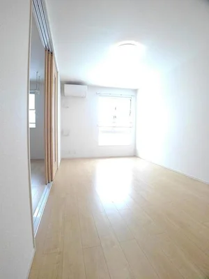 のマンスリーマンション・ウィークリーマンション「グロリアⅠ 201・洋室(No.1335891)」メイン画像