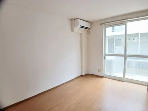 のマンスリーマンション・ウィークリーマンション「アーバンプレイスⅠ 101・洋室(No.1335903)」メイン画像