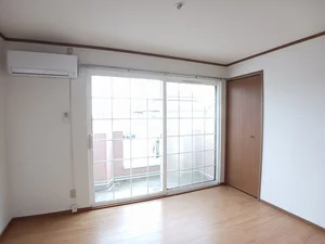 のマンスリーマンション・ウィークリーマンション「サニークァイエットⅠ 102・洋室(No.1336006)」メイン画像