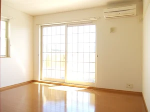 のマンスリーマンション・ウィークリーマンション「ヴィラ　ローエングリン 105・洋室(No.1336095)」メイン画像