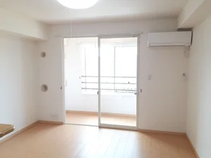 能町駅（富山県）のマンスリーマンション・ウィークリーマンション「サイモン　ＥＩＧＨＴ 203・洋室(No.1336265)」メイン画像