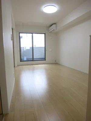 のマンスリーマンション・ウィークリーマンション「ラビスタリラ 302・洋室(No.1336280)」メイン画像