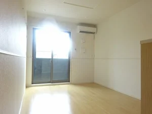 のマンスリーマンション・ウィークリーマンション「コンソラータ　Ⅱ 103・洋室(No.1336378)」メイン画像