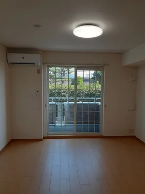 のマンスリーマンション・ウィークリーマンション「エスポワールドゥ白山 105・洋室(No.1336419)」メイン画像