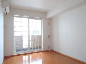 のマンスリーマンション・ウィークリーマンション「プリべ　ドゥース 102・洋室(No.1336509)」メイン画像