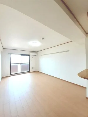 香川県の大東建託リーシング株式会社のマンスリーマンション・ウィークリーマンション「ヴィドゥ　カンパーニュ 205・洋室(No.1336584)」メイン画像