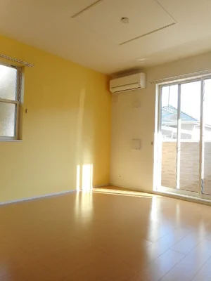 日向市駅（宮崎県）のマンスリーマンション・ウィークリーマンション「シェーネ　Ａ 103・洋室(No.1336685)」メイン画像