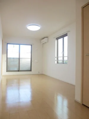 のマンスリーマンション・ウィークリーマンション「リバーサイド小松原 304・洋室(No.1336851)」メイン画像