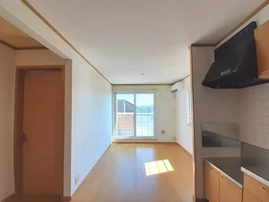 のマンスリーマンション・ウィークリーマンション「グランデパインヒルズＢ 204・洋室(No.1336887)」メイン画像
