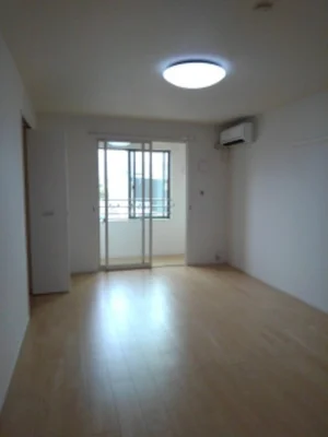 燕市のマンスリーマンション・ウィークリーマンション「ソレアードフモンＳⅡ 202・洋室(No.1336977)」メイン画像