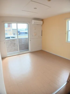 のマンスリーマンション・ウィークリーマンション「セリーヌ　Ｂ 101・DK(No.1337045)」メイン画像