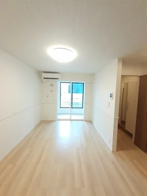 のマンスリーマンション・ウィークリーマンション「エヌ．プレスト　Ⅲ 102・洋室(No.1337058)」メイン画像