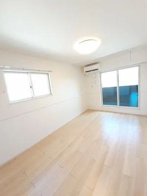 のマンスリーマンション・ウィークリーマンション「プラシード・Ａ 203・洋室(No.1337108)」メイン画像