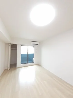 のマンスリーマンション・ウィークリーマンション「ソラーナⅡ 203・洋室(No.1337126)」メイン画像