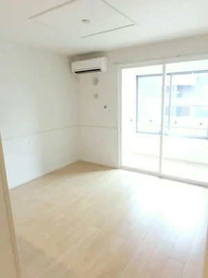 のマンスリーマンション・ウィークリーマンション「ベル　ヴィレッジ　Ｃ 105・洋室(No.1337163)」メイン画像