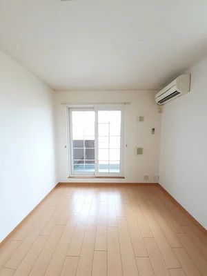 浜加積駅（富山県）のマンスリーマンション・ウィークリーマンション「ペルペティアＧ 202・洋室(No.1337203)」メイン画像