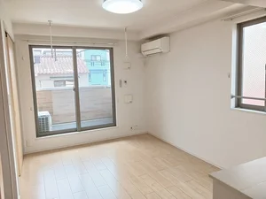 のマンスリーマンション・ウィークリーマンション「サニー和泉 202・洋室(No.1337231)」メイン画像