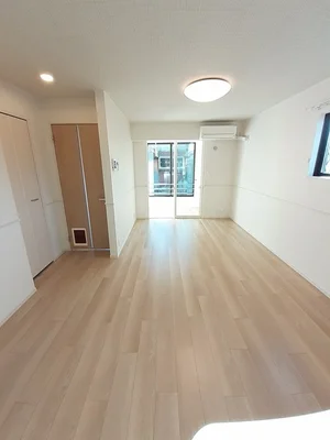 のマンスリーマンション・ウィークリーマンション「ラ・フェリーチェⅠ 101・洋室(No.1337251)」メイン画像