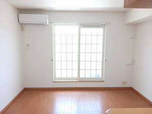三重県のマンスリーマンション・ウィークリーマンション「クレア　フォー　シーズンズＢ 203・洋室(No.1337366)」メイン画像