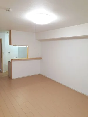 のマンスリーマンション・ウィークリーマンション「ラーマⅠ 202・洋室(No.1337487)」メイン画像