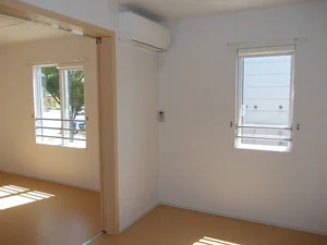 野々市市のマンスリーマンション・ウィークリーマンション「サンリットⅠ 202・洋室(No.1337502)」メイン画像