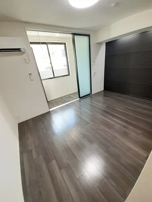 のマンスリーマンション・ウィークリーマンション「ソレイユ　ＩＺＵＭＩ 103・洋室(No.1337830)」メイン画像