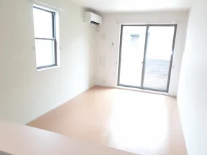 のマンスリーマンション・ウィークリーマンション「ＳＵＮ・ＭＫＨ　Ⅰ 102・洋室(No.1337867)」メイン画像