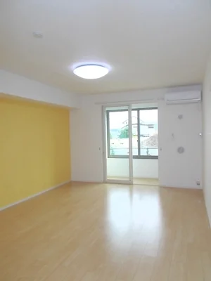 岡谷市のマンスリーマンション・ウィークリーマンション「カーサ　ケイ　ファイブ 102・洋室(No.1337918)」メイン画像