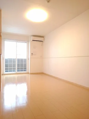 のマンスリーマンション・ウィークリーマンション「ミ・オガール 101・洋室(No.1337963)」メイン画像