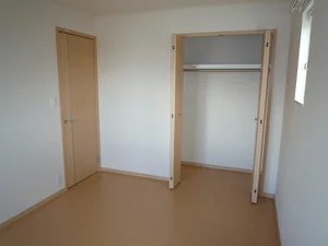 越後赤塚駅（新潟県）のマンスリーマンション・ウィークリーマンション「ラヴェルⅠ 103・洋室(No.1338017)」メイン画像