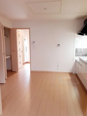 半田口駅（愛知県）のマンスリーマンション・ウィークリーマンション「プリ－トカ－サ内浜Ⅱ 101・洋室(No.1338019)」メイン画像