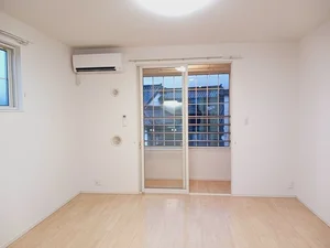 大泉駅（富山県）のマンスリーマンション・ウィークリーマンション「ルフレ　ＩＳＳＡ　一茶 201・洋室(No.1338047)」メイン画像