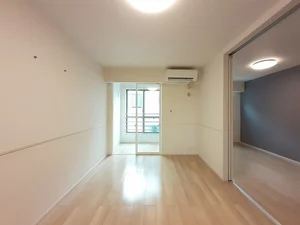 千里駅（富山県）のマンスリーマンション・ウィークリーマンション「サンフラウア 205・洋室(No.1338052)」メイン画像