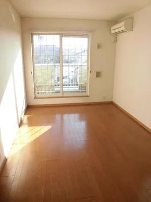 のマンスリーマンション・ウィークリーマンション「ル　シェル　ヴィラージュ 201・洋室(No.1338256)」メイン画像