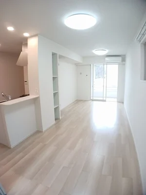 のマンスリーマンション・ウィークリーマンション「ローズベリー　Ⅱ 101・洋室(No.1338357)」メイン画像