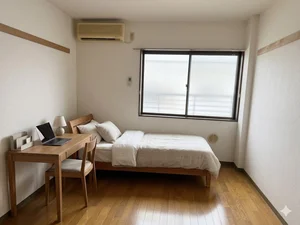 のマンスリーマンション・ウィークリーマンション「🔷🔹🔸🔶⭐駐車場付き⭐1Kタイプ⭐音が気になる方も安心な鉄骨造⭐【禁煙&Wi-Fi無料】⭐🔶🔸🔹🔷「T21」 207・1K(No.1338891)」メイン画像