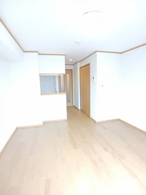 のマンスリーマンション・ウィークリーマンション「ベル　プロムナード 102・洋室(No.1339127)」メイン画像