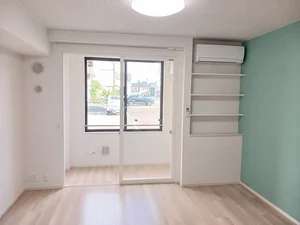 のマンスリーマンション・ウィークリーマンション「ミラノⅥ　Ｂ 102・洋室(No.1339167)」メイン画像